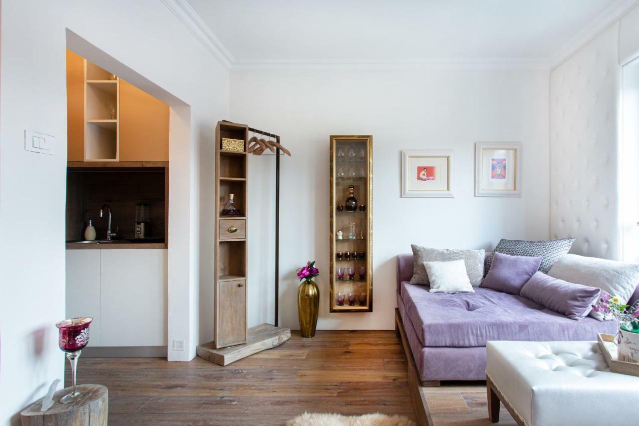New, Stylish And Modern Central Studio, Free Parking 첼레 외부 사진